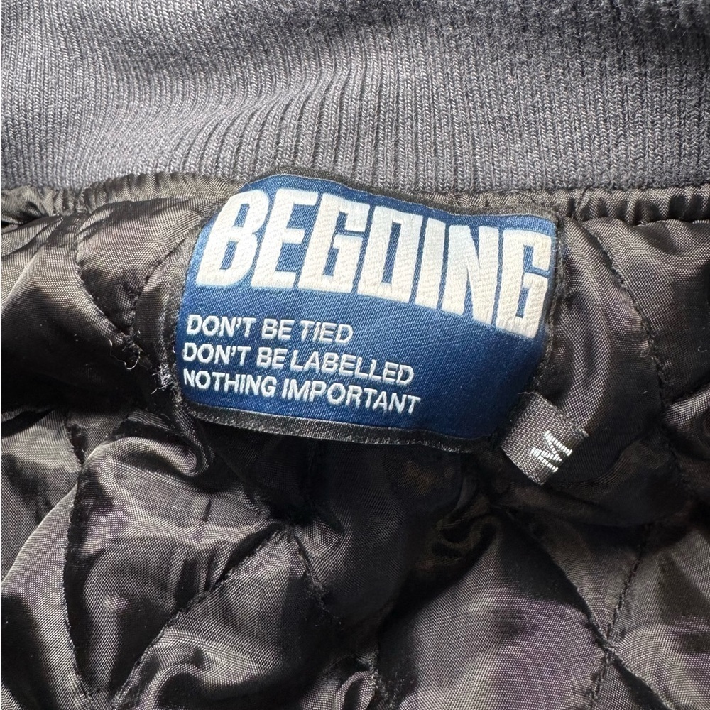 Men’s BEGOING bomber jacket with a gray and black watercolor pattern size M - Picture 9 of 14